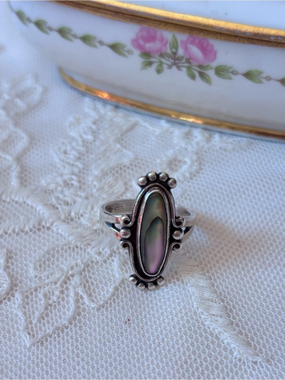 Sterling Silver Abalone Oval Ring in Iridescent Green-Purple